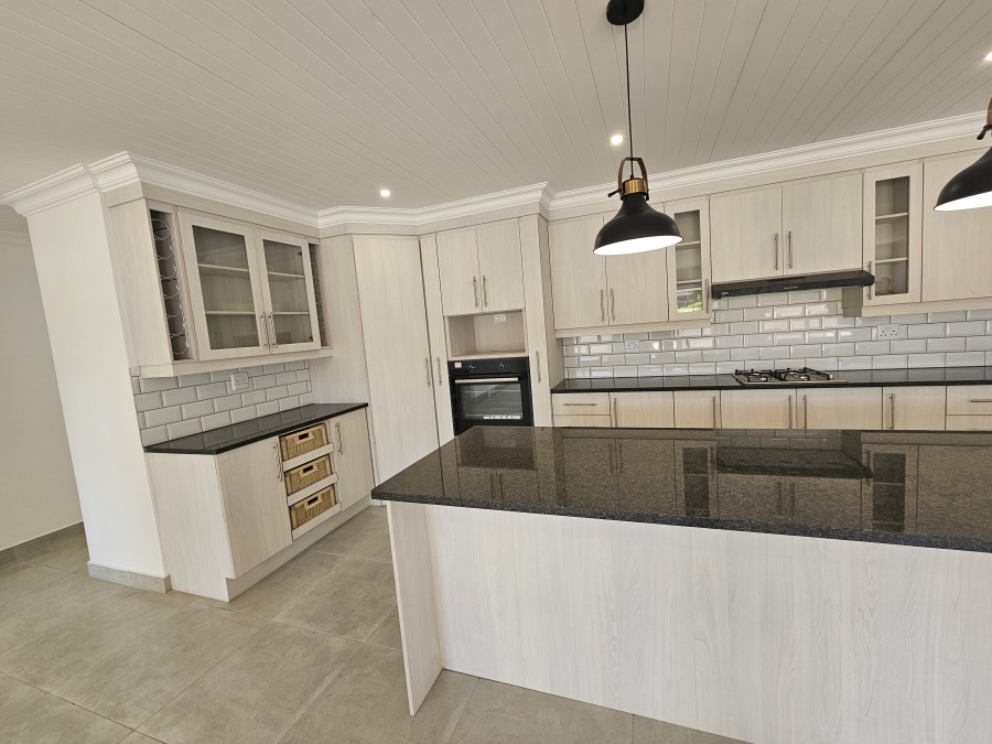 3 Bedroom Property for Sale in Stilbaai Wes Western Cape